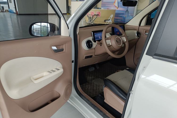 Used Wuling Hongguang MINIEV 2025 Four-Door Version Premium Edition
