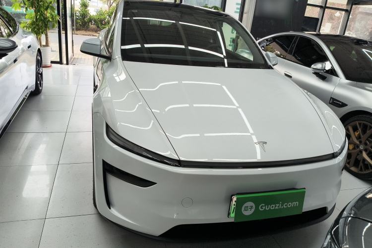 Used Tesla Model Y 2025 Rear-Wheel Drive First Edition
