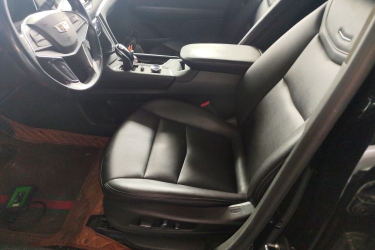 Used Cadillac XT5 2021 2.0T Two-Wheel Drive Luxury Version
