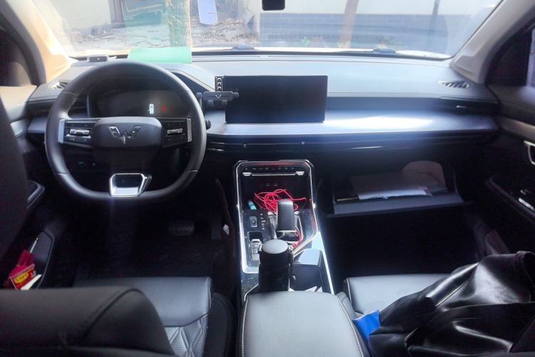 Used Wuling Asta 2022 2.0L DHT Electric-Speed Version