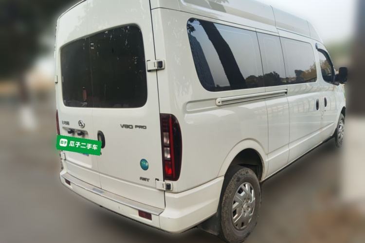 Used SAIC MAXUS Xintu V80 2024 Aotuntong 6AMT Long Wheelbase Mid-Roof Model 127 Ps 6/7/8/9-Seater