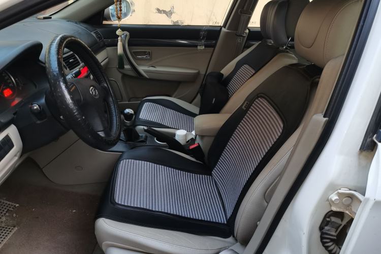 Used Bestune B70 2010 2.0L manual Elite version
