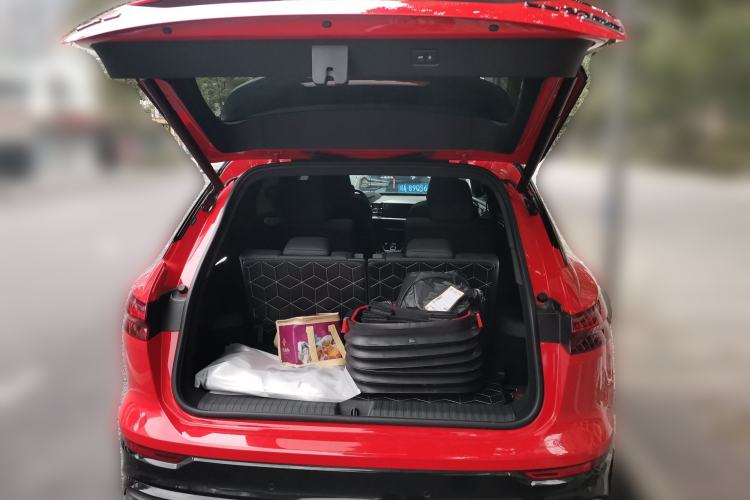 Used Audi Q5 e-tron 2022 50 e-tron quattro edition one Artistic Collection Edition Trunk