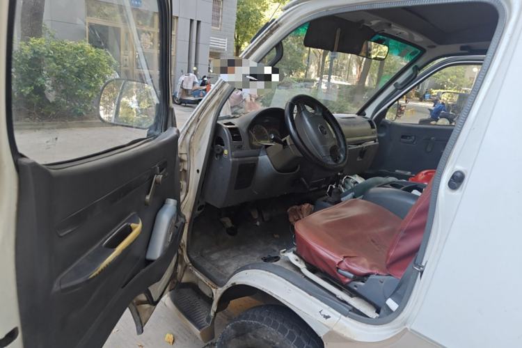 Used Foton Scenic 2014 2.0L Express Standard Long-Wheelbase Low-Roof 4Q20M
