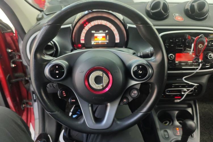 Used smart forfour 2016 1.0L 52 kW Passion Edition