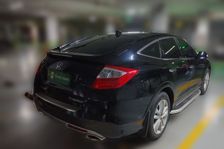 Used Honda Crosstour 2014 2.4L Luxury Edition
