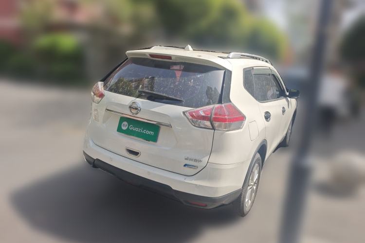 Used Nissan X-Trail 2014 2.5L CVT Leading Edition 4WD Rear Right 45 Deg