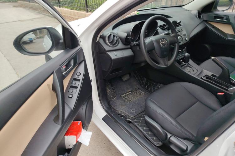 Used Mazda 3 2013 Sedan 1.6L Automatic Elite Model