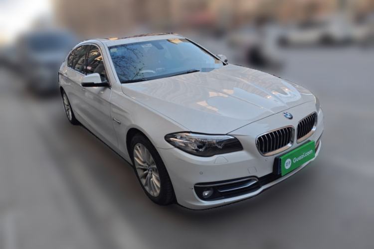 Used BMW 5 Series 2014 525Li Luxury Design Package Front Right 45 Deg