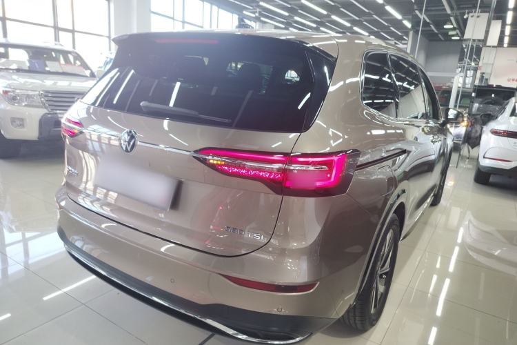 Used Volkswagen Viloran 2023 380TSI Luxury Edition