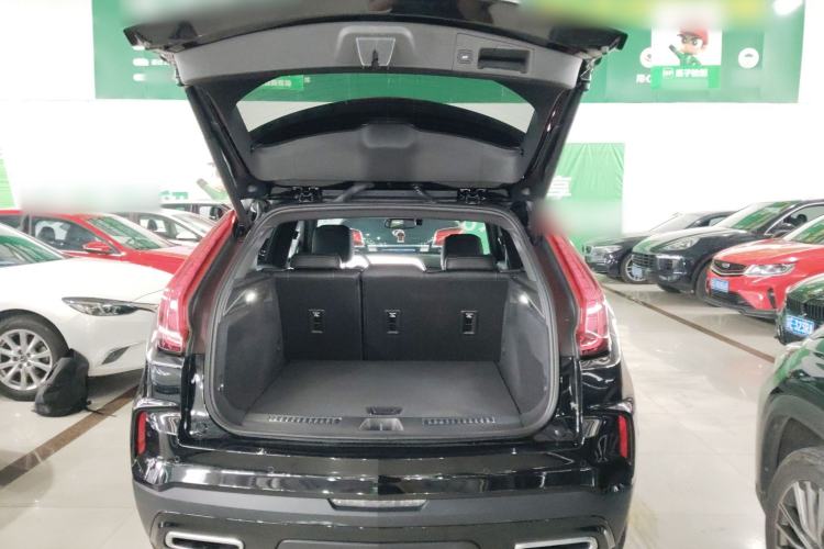 Used Cadillac XT4 2024 28T Two-Wheel-Drive Luxury Version Trunk