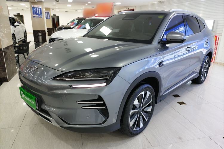 Used BYD Song PLUS New Energy 2025 EV Intelligent Driving Edition 520km Luxury Model