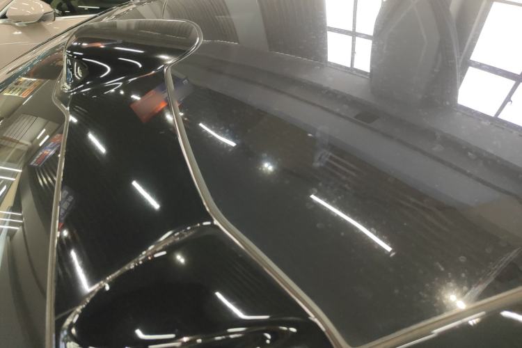 Used Nio ET5 2022 75 kWh Roof