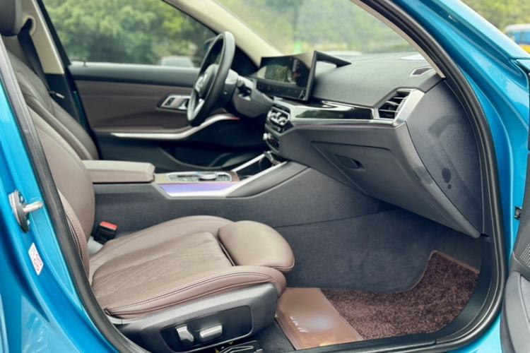 Used BMW i3 2022 eDrive 35 L
