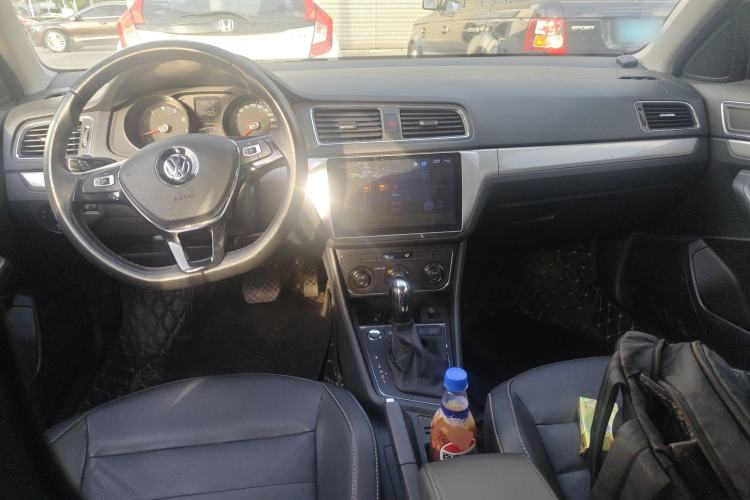 Used Volkswagen Gran Lavida 2017 180TSI DSG Comfort Edition
