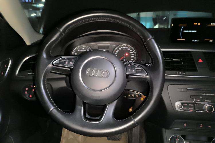 Used Audi Q3 2017 30 TFSI Fashion Model