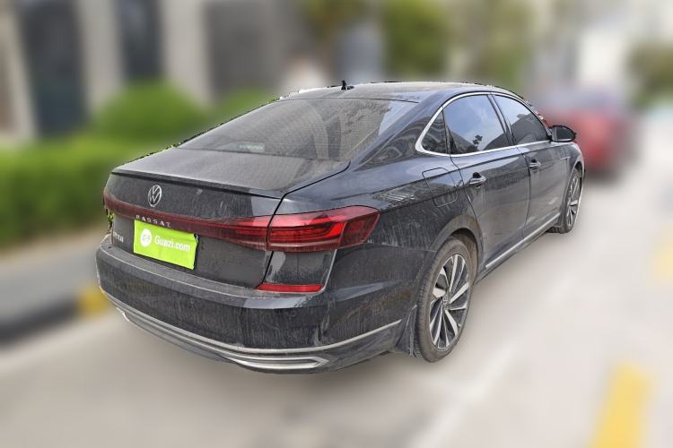 Used Volkswagen Passat 2022 330TSI Luxury Edition Exterior 5