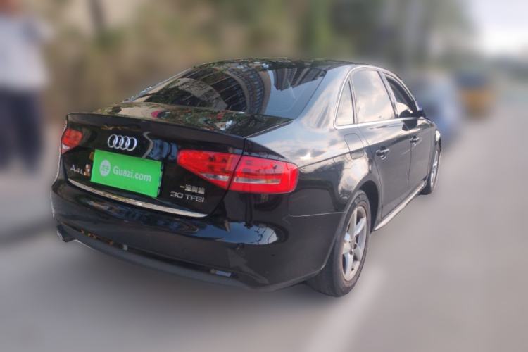 Used Audi A4L 2015 30 TFSI Manual Comfort Model
