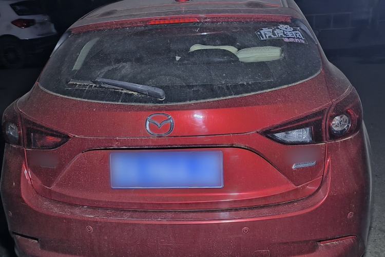 Used Mazda 3 Axela 2017 Hatchback 1.5L Automatic Comfort Model Emission Standard China V
