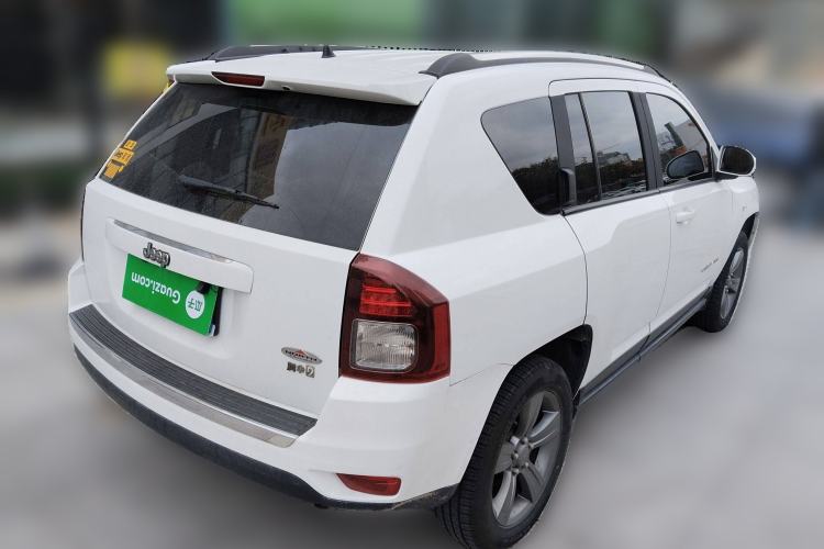 Used Jeep Compass 2014 2.4L four-wheel drive sport version

