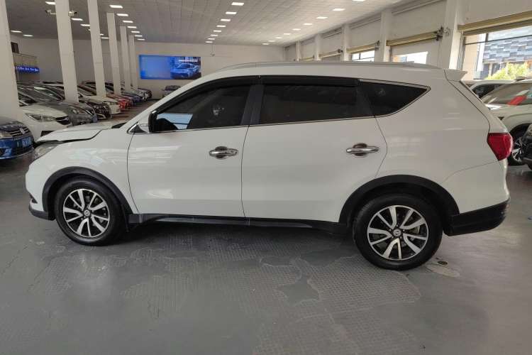 Used Dongfeng Fengon 580 2017 1.5T CVT Luxury Model
