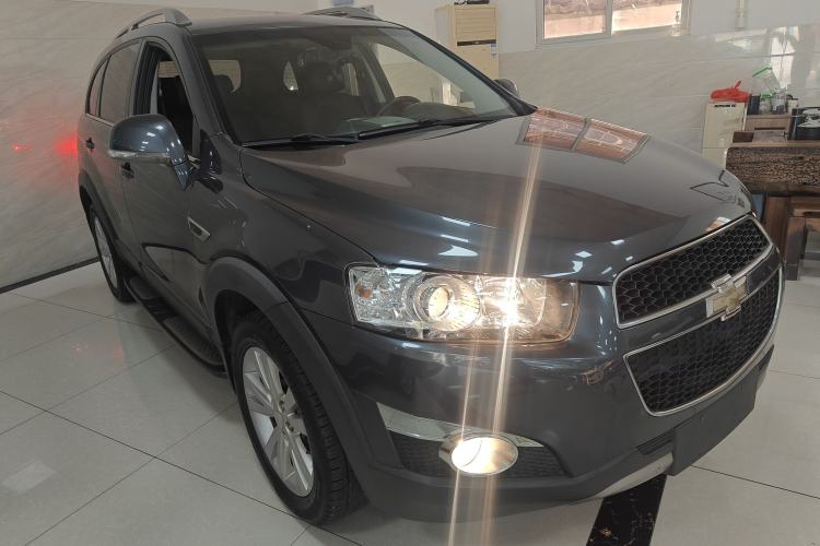 Used Chevrolet Captiva 2014 2.4L 4x4 Flagship Edition 7 Seats
