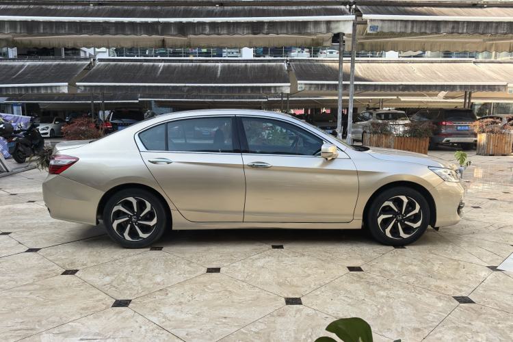 Used Honda Accord 2016 2.4L Prestige Edition
