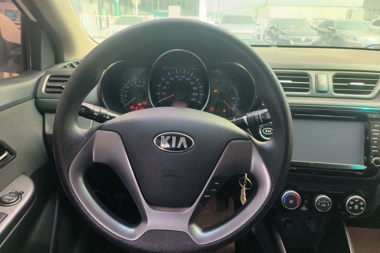 Used Kia K2 2015 Sedan 1.4L MT GLS Steering Wheel