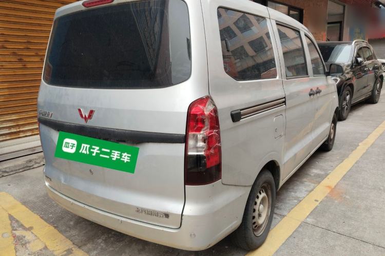Used Wuling Hongguang V 2019 1.5L Jingqu Version China VI LAR