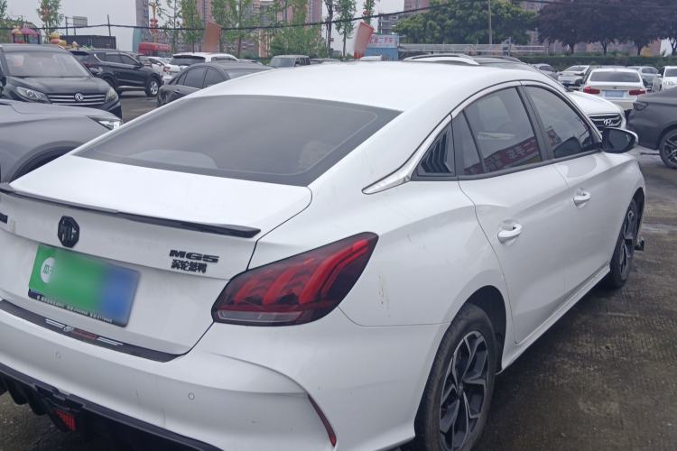 Used MG 5 2023 180 DVVT CVT Fashion Edition