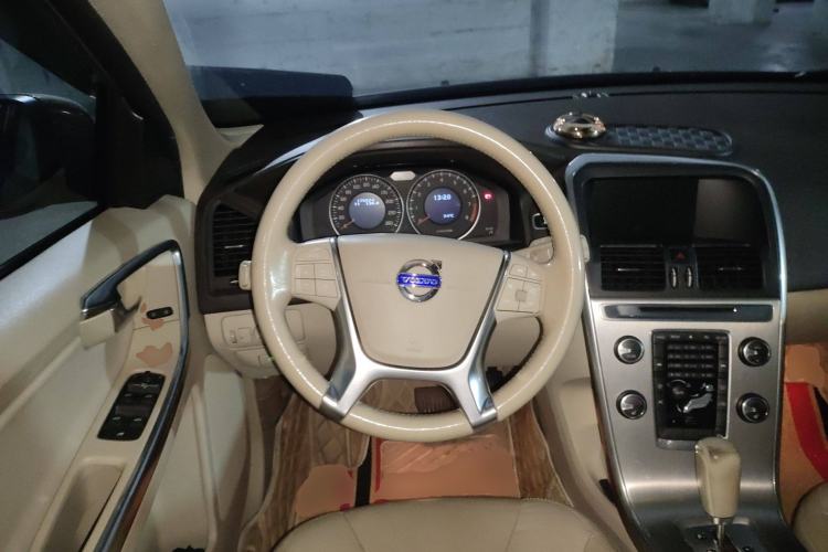 Used Volvo XC60 2012 T5 Comfort Edition
