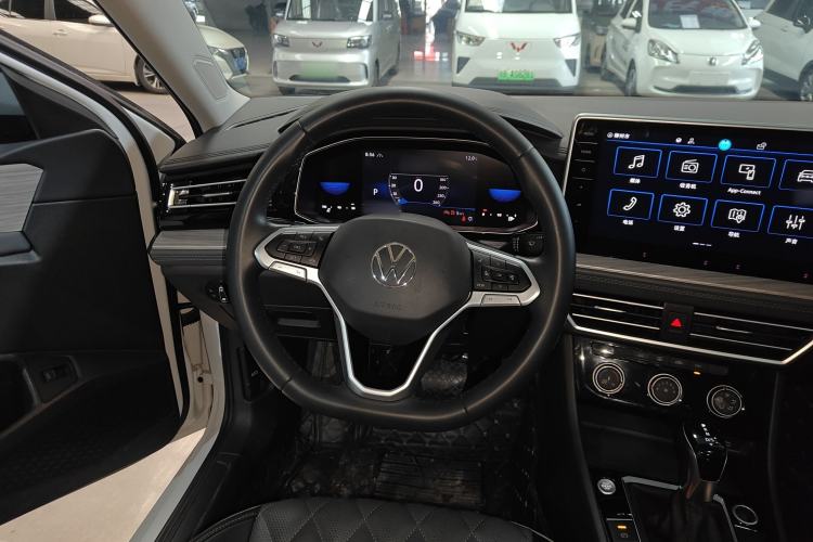 Used Volkswagen Sagitar 2023 300TSI DSG Excellence Edition
