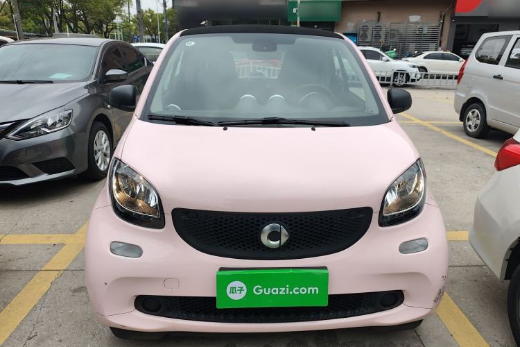 Used smart fortwo 2015 1.0L 52 kW hardtop Dynamic version Front