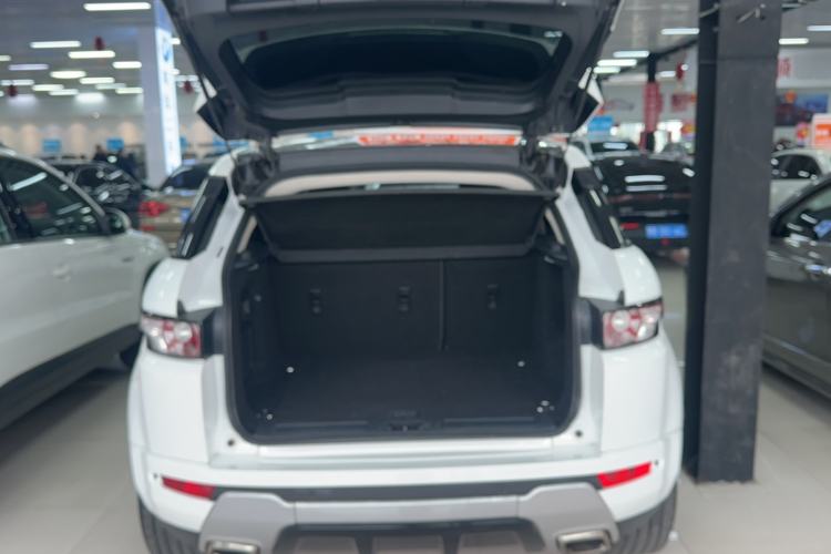 Used Land Rover Range Evoque 2015 2.0T Five-Door Fashion Edition Trunk