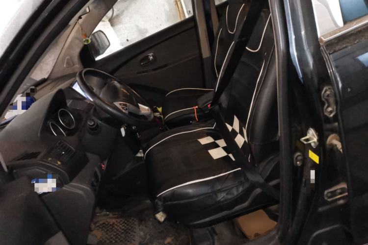 Used Jinbei Zhishang S30 2014 1.5L Manual Elite Model Left Front Seat