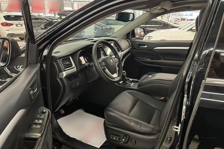 Used Toyota Highlander 2015 2.0T Four-Wheel Drive Luxury Edition 7-Seater