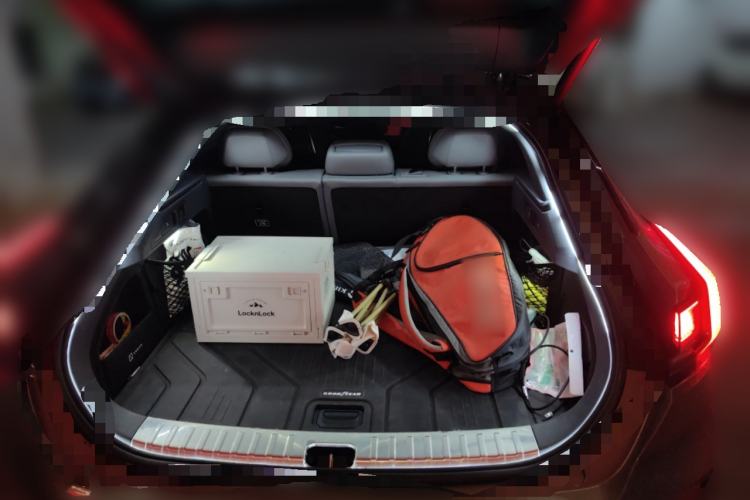 Used Zeekr 001 2024 WE Edition 95 kWh All-Wheel Drive Trunk