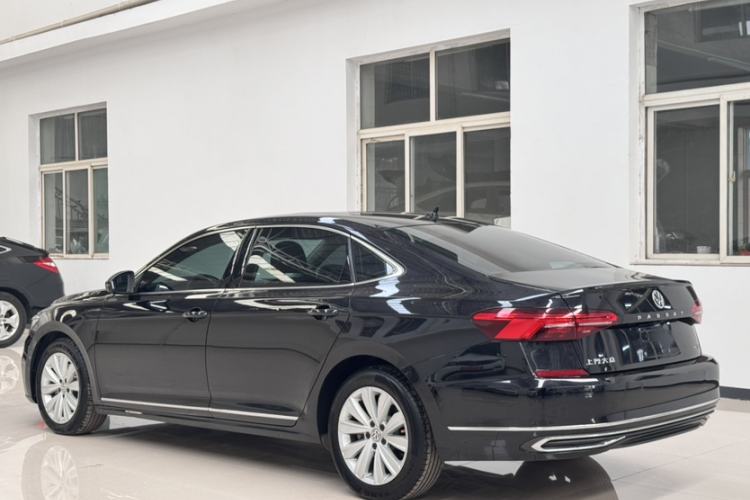 Used Volkswagen Passat 2019 330TSI Elite Edition China VI
