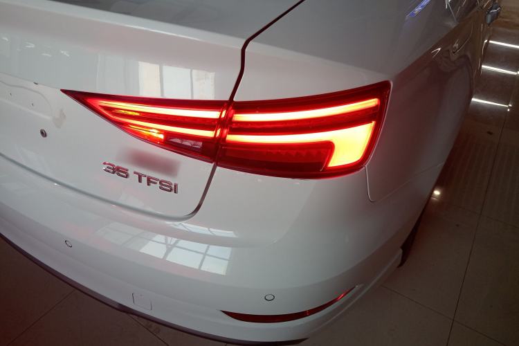 Used Audi A3 2019 Limousine 35 TFSI Fashion Edition China VI Emission Standard