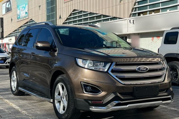 Used Ford Edge 2016 EcoBoost 245 Two-Wheel-Drive Titanium 5-Seater Exterior 1