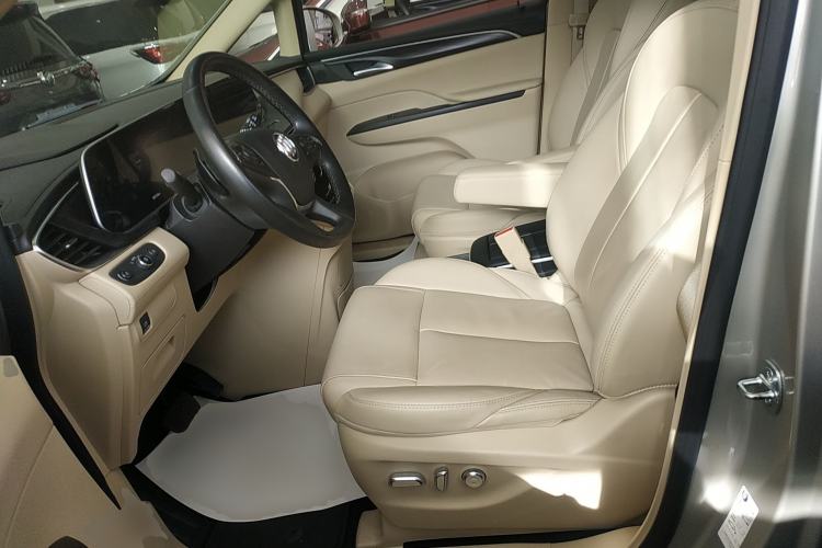 Used Buick GL8 2022 ES Landtrek 653T Luxury Edition
