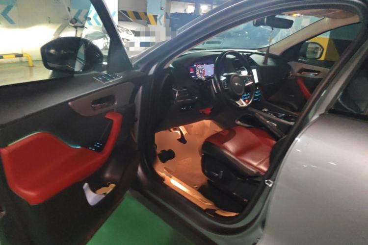 Used Jaguar F-PACE 
