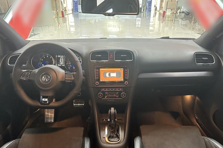 Used Volkswagen Golf 2011 2.0 TSI R
