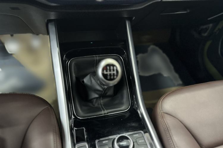 Used BAIC Off-Road BJ40 2018 PLUS 2.0D Manual Four-Wheel Drive Prestige Model China V Emission Standard