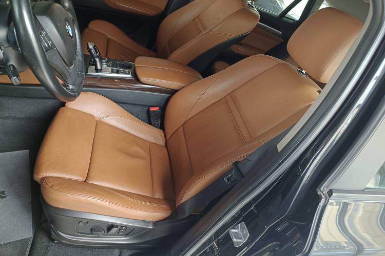 Used BMW X6 2013 xDrive35i
