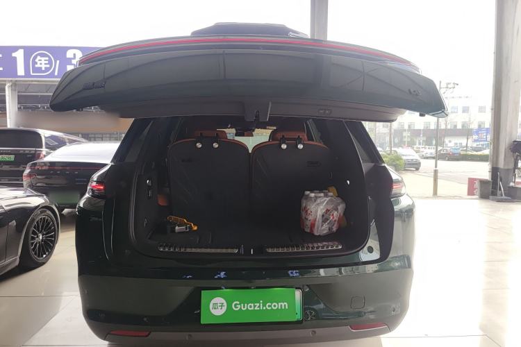 Used Li Auto L8 2023 Max model
