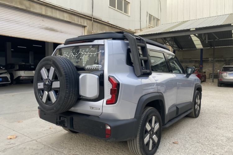 Used Deepal G318 2024 Four-Wheel-Drive Air Suspension Model