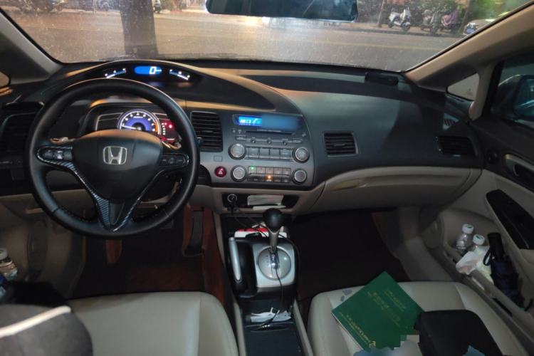 Used Honda Civic 2009 1.8L automatic comfort version
