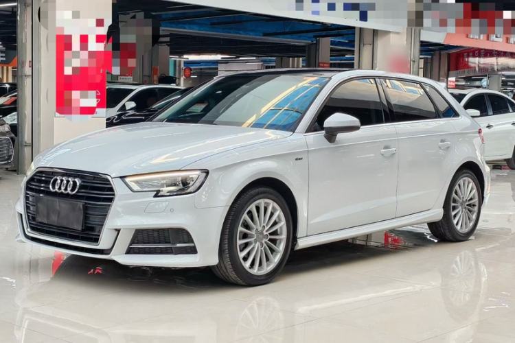 Used Audi A3 2018 30th Anniversary Edition Sportback 35 TFSI Fashion Model
