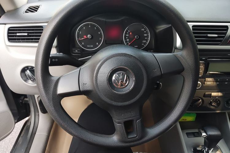 Used Volkswagen Bora 2012 1.6L Automatic Fashion Edition
